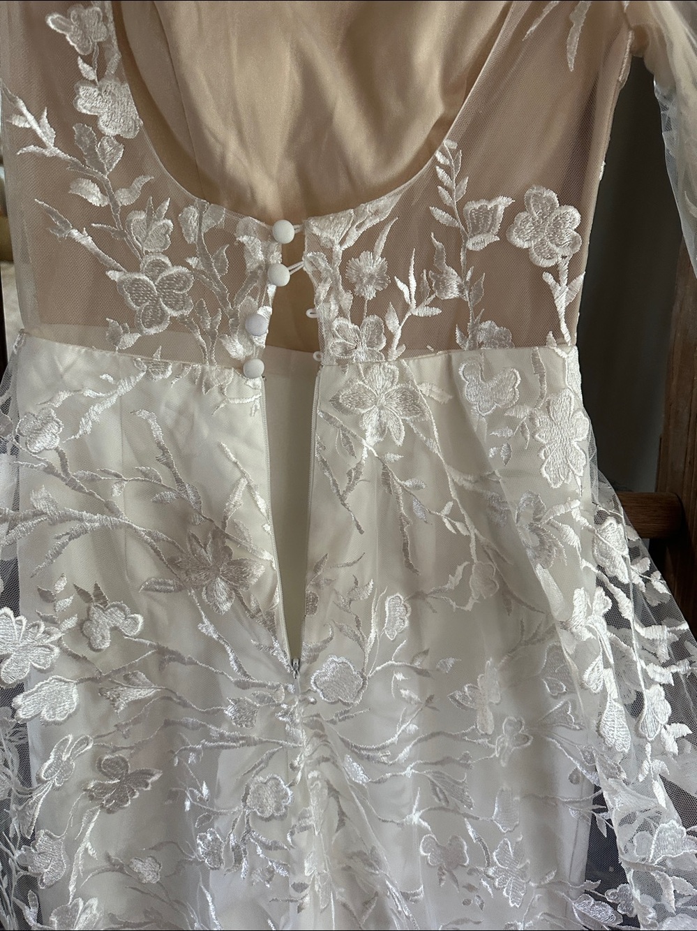 MISSACC PANT SUIT WEDDING WALK THROUGH LACE WITH TRAIN WEDDING LONG SLEEVE 4* - Picture 6 of 11